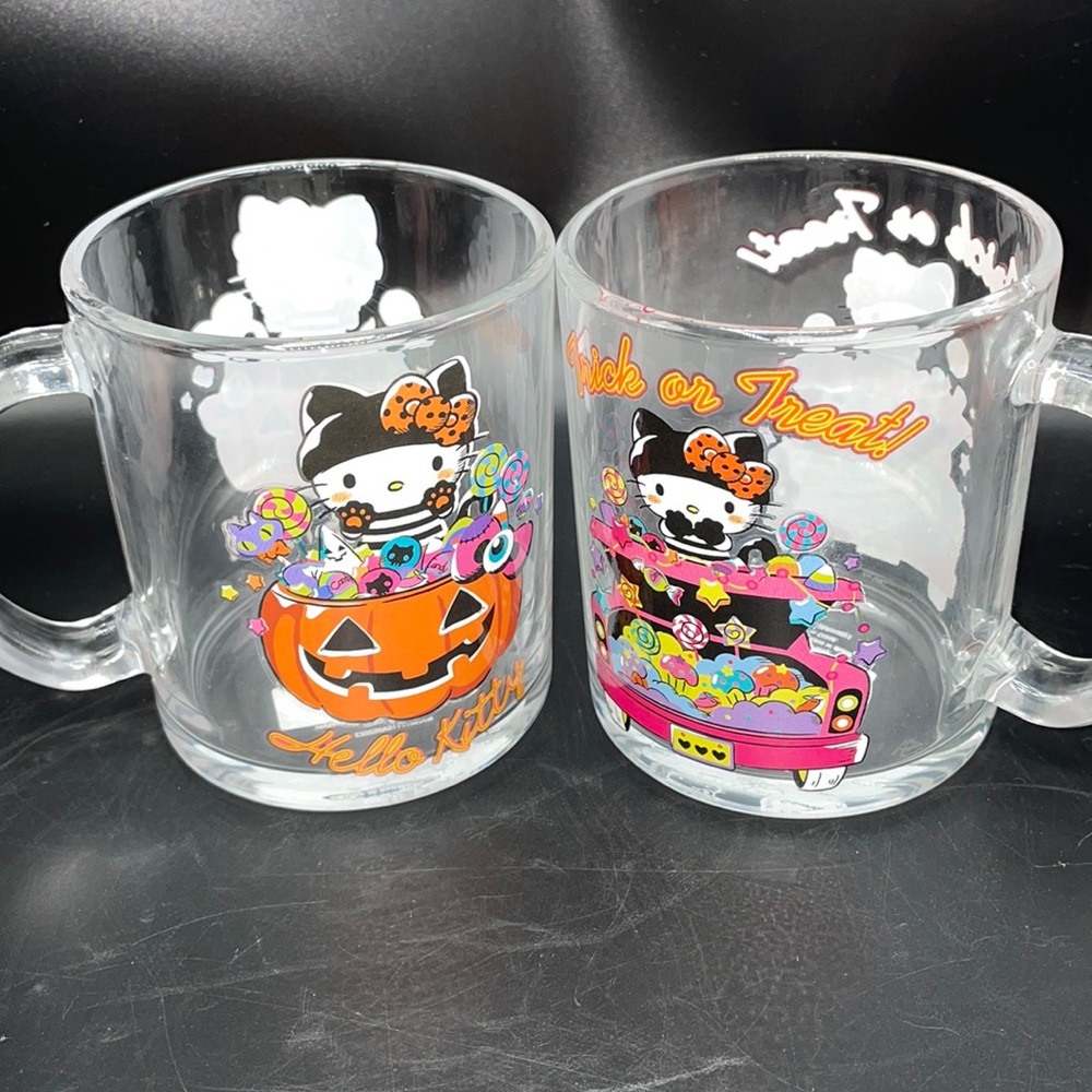 (2) Hello Kitty Halloween Clear mugs/coffee cups